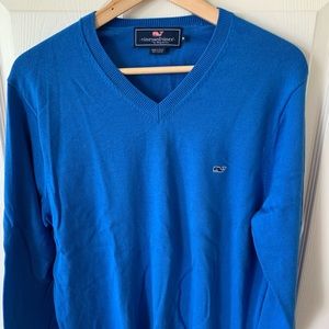 Vineyard Vines men’s sweater